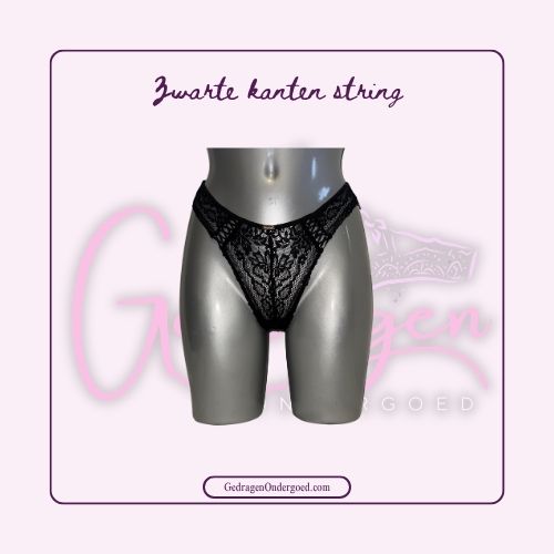 Zwarte Open Gewerkte Kanten String gedragen door gedragen ondergoed gepresenteerd op een paspop