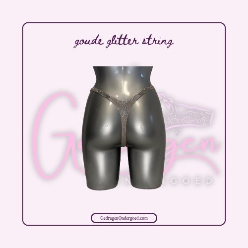 Achterkant Gouden string met glitters in de taille band van gedragen ondergoed gepresenteerd op een paspop