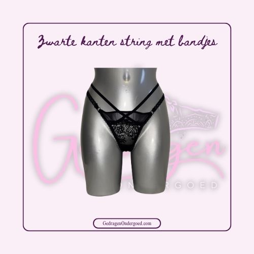 Sexy Zwarte String met Meerdere Bandjes gedragen door gedragen ondergoed gepresenteerd op een paspop
